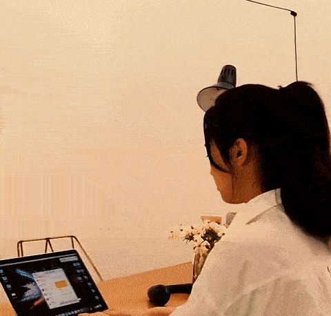 Portable Bladeless Neck Fan – Hands-Free, 360° Cooling Airflow